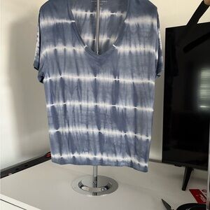 American Eagle Outfitters Navy Tie-Dye V-Neck Tee